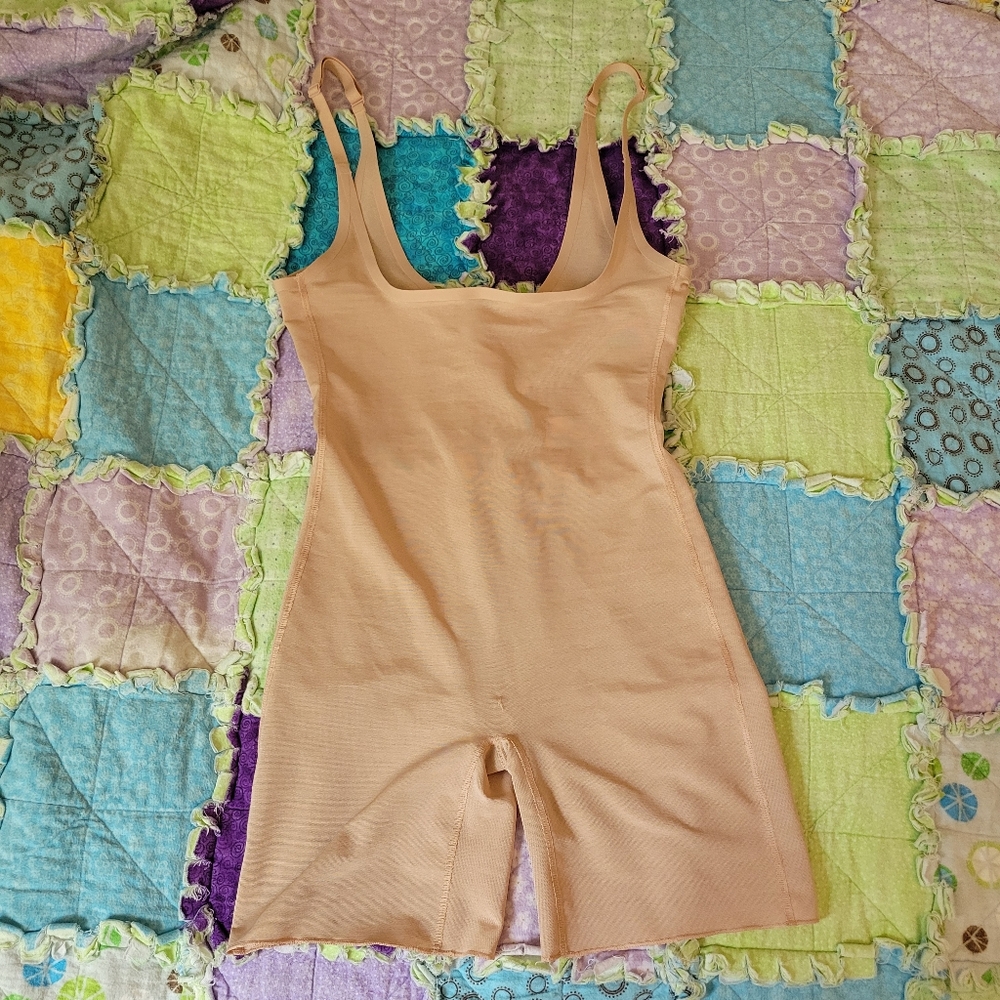 Skims Bodysuit